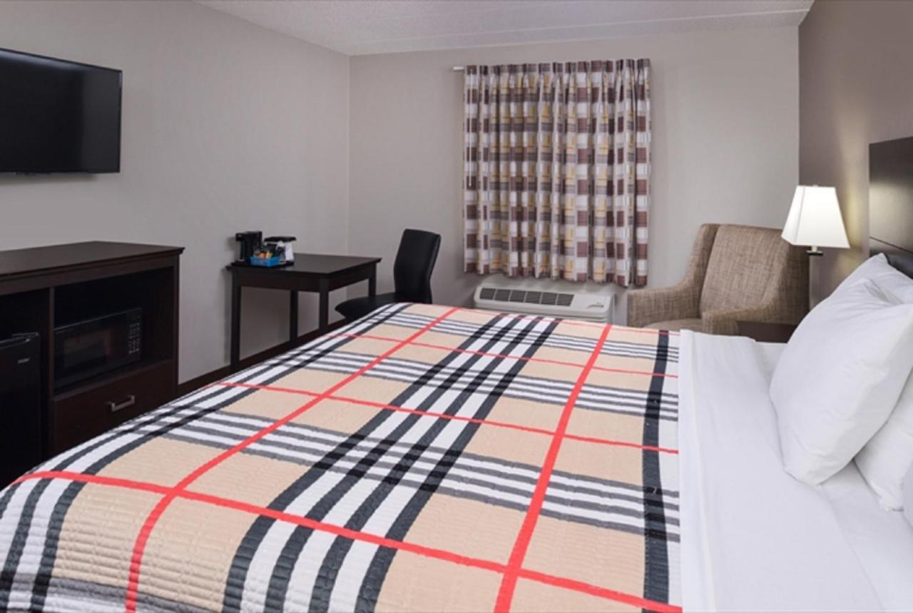Fairbridge Inn Express Monroe City Extérieur photo